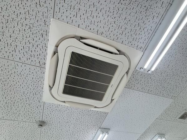 �y���̑��ݔ��z�@