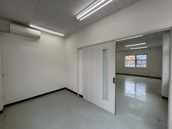 �y���̑������E�X�y�[�X�z�@