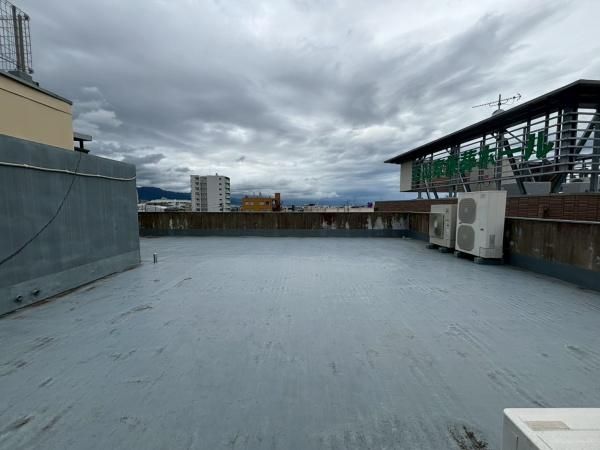 �y�o���R�j�[�z�@