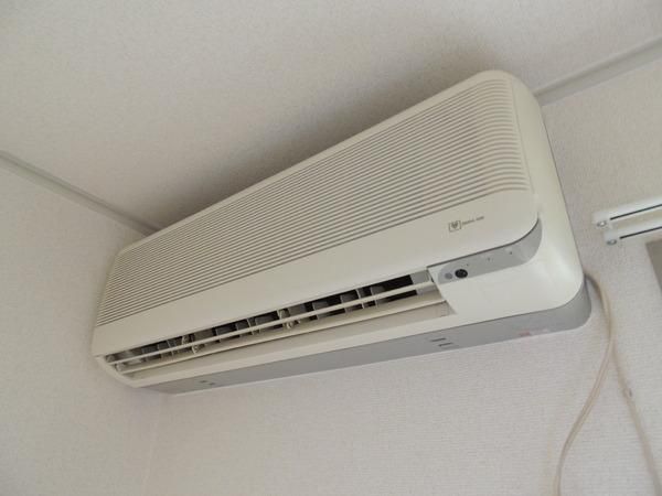 �y���̑��ݔ��z�@���d�l�ʐ^