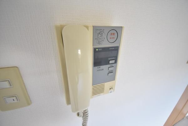 �y�Z�L�����e�B�z�@���d�l�ʐ^