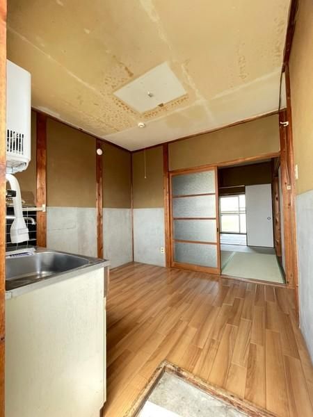 �y���ցz�@