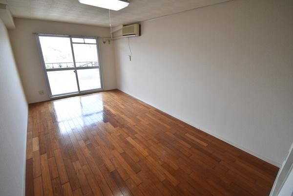 �y���̑������E�X�y�[�X�z�@���d�l�ʐ^