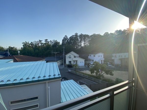 �y���]�z�@