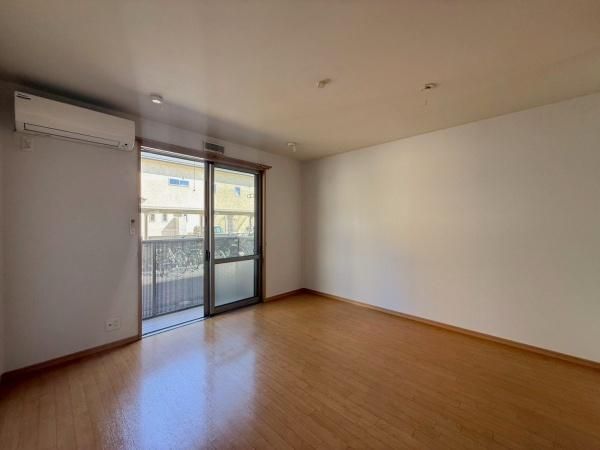 �y���̑������E�X�y�[�X�z�@���ʐ^�͓������ʓ��̎Q�l�ʐ^�ł�