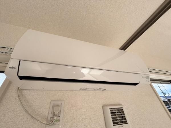 �y���̑��ݔ��z�@