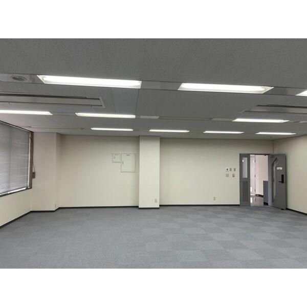 �y���̑��ݔ��z�@