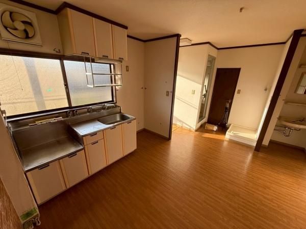 �y�L�b�`���z�@