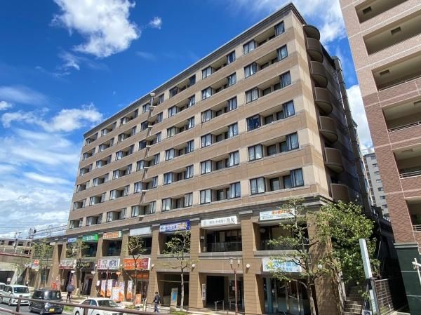 �y���]�z�@