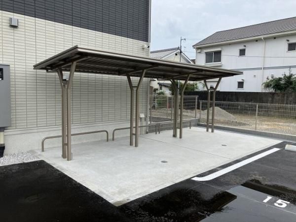 �y�����E���r���O�z�@