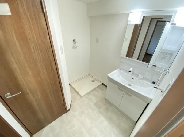 �y���ʏ��z�@