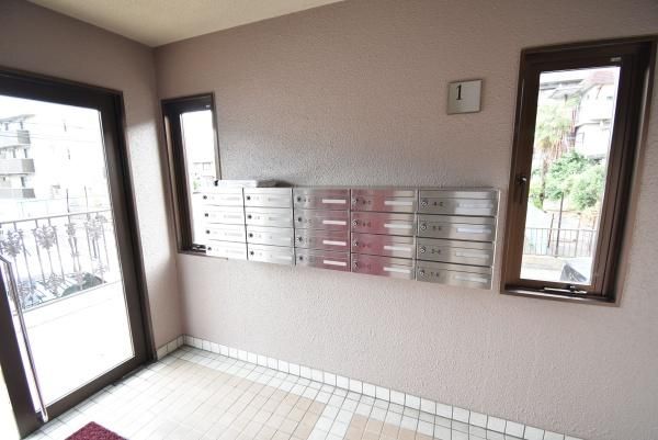 �y�G���g�����X�z�@