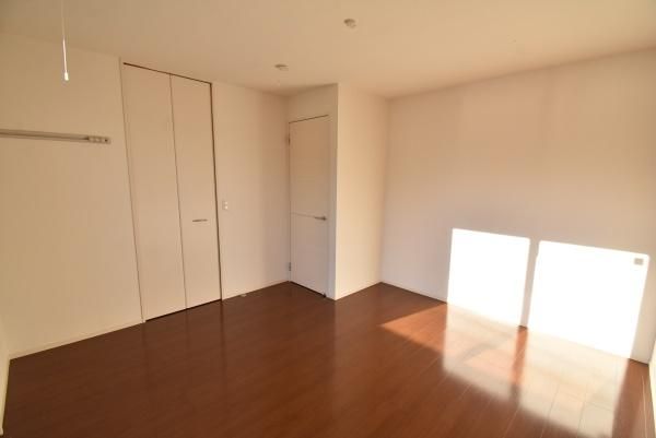 �y���̑������E�X�y�[�X�z�@