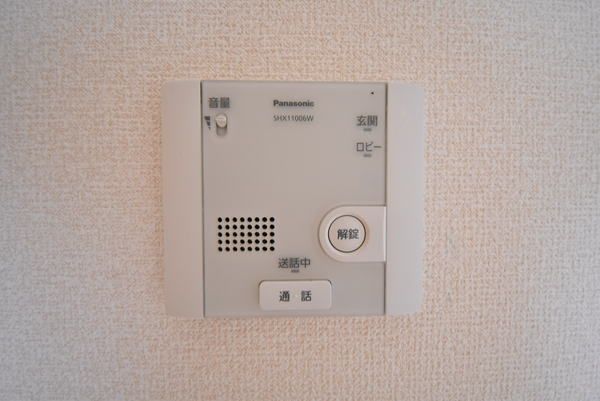 �y�Z�L�����e�B�z�@���d�l�ʐ^