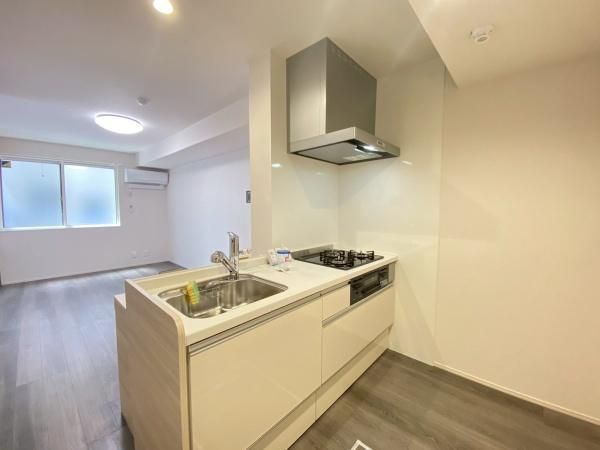 �y�L�b�`���z�@