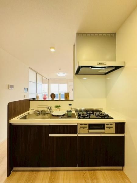 �y�L�b�`���z�@