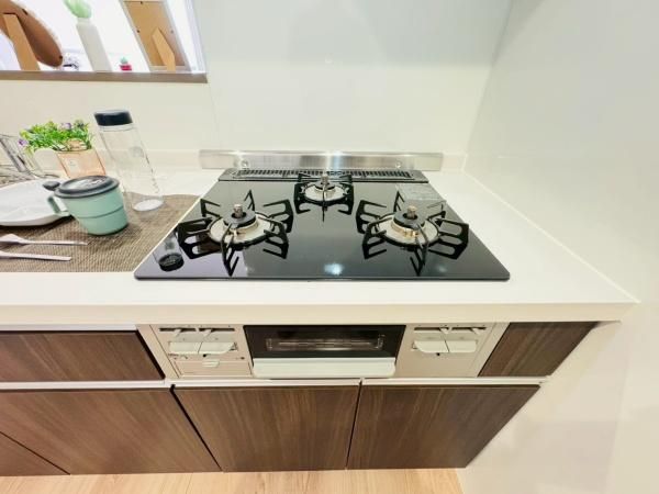 �y�L�b�`���z�@