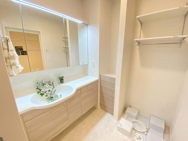 �y���ʏ��z�@