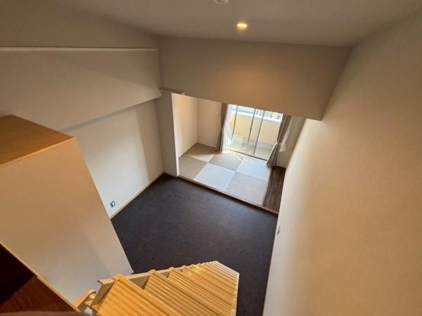 �y�����E���r���O�z�@