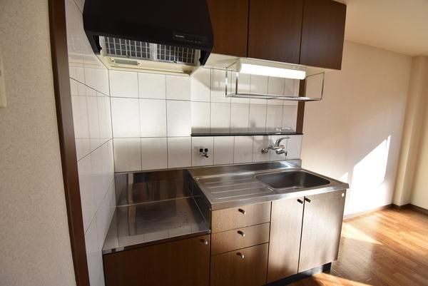 �y�L�b�`���z�@