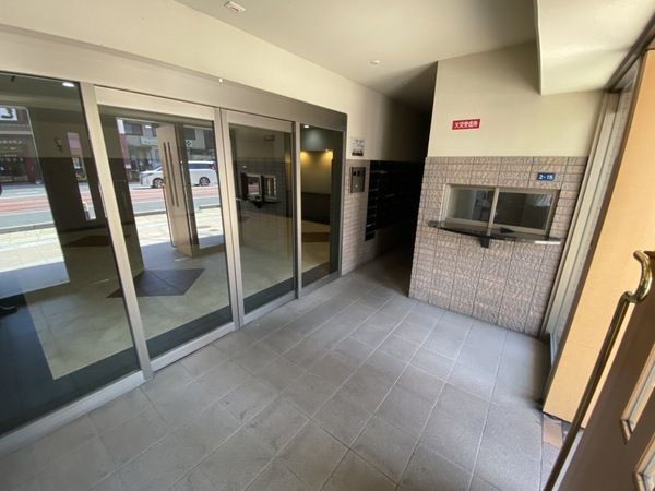 �y�G���g�����X�z�@