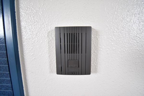 �y�Z�L�����e�B�z�@