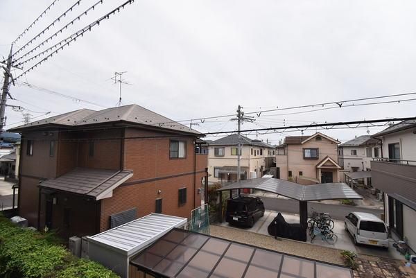 �y���]�z�@