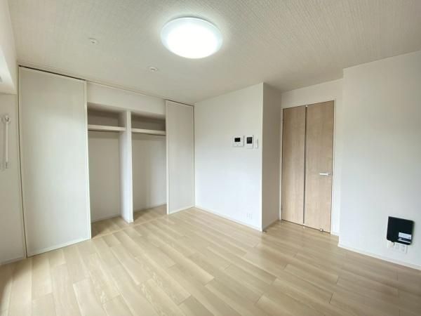 �y�����E���r���O�z�@�����d�l�ʕ�����