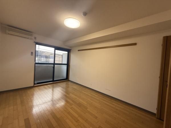 �y�Q���z�@