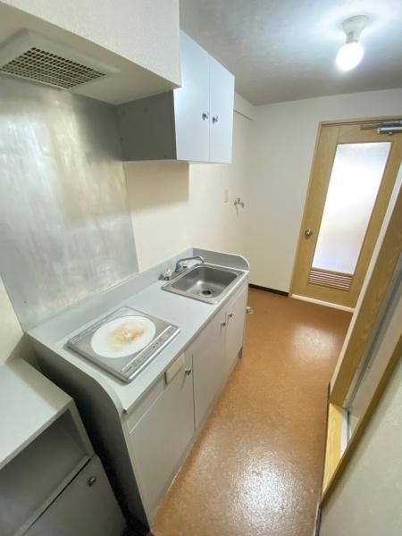 �y�L�b�`���z�@