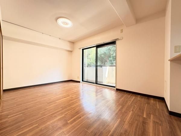 �y���̑������E�X�y�[�X�z�@