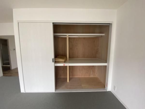 �y���[�z�@