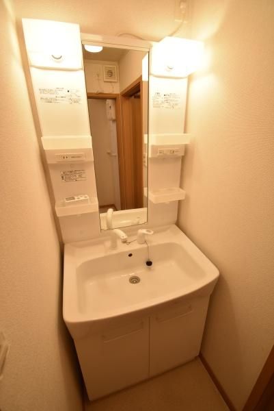 �y���ʏ��z�@