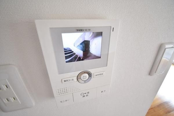 �y�Z�L�����e�B�z�@���d�l�ʐ^