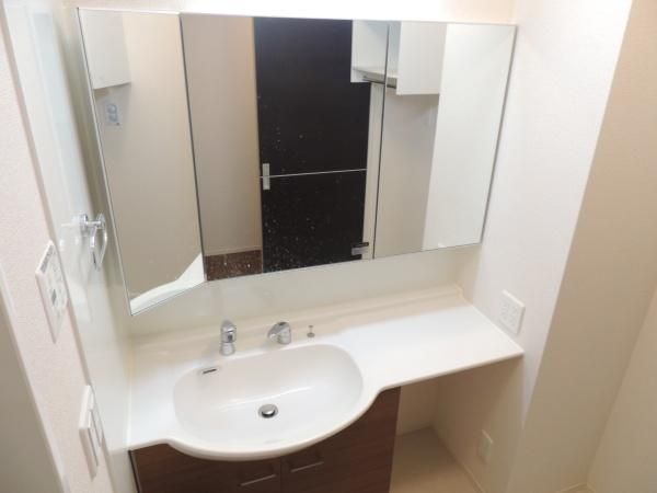 �y���ʏ��z�@