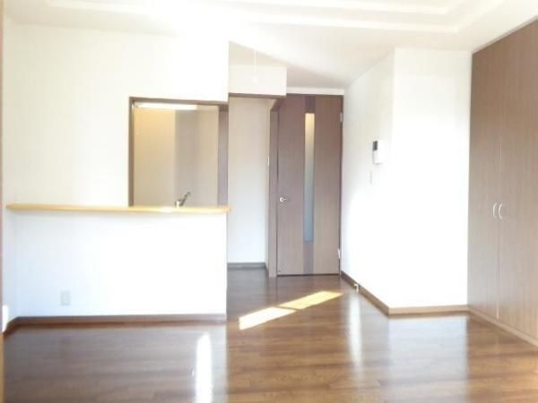 �y�����E���r���O�z�@�������ʎ�