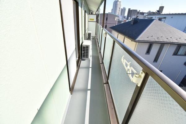 �y�o���R�j�[�z�@