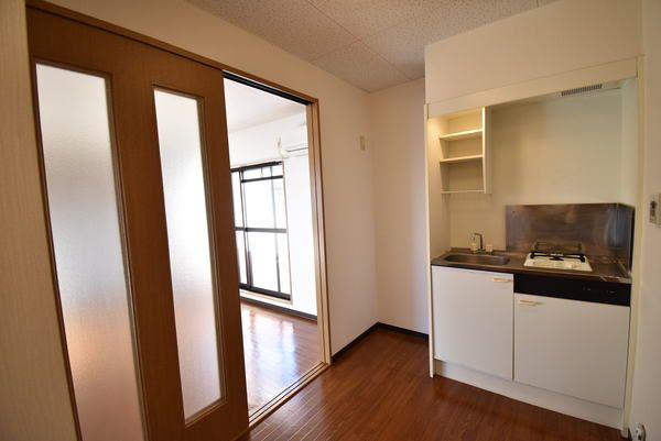 �y�L�b�`���z�@���d�l�ʐ^