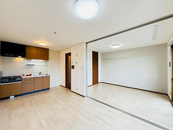 �y�����E���r���O�z�@���d�l�ʐ^