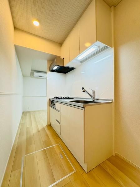 �y�L�b�`���z�@