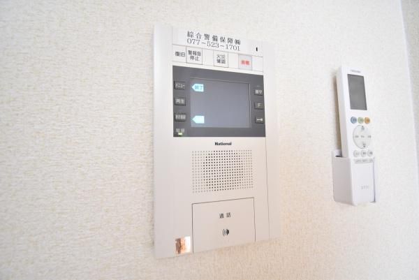 �y�Z�L�����e�B�z�@���d�l�ʐ^