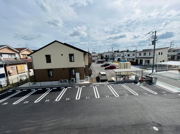 �y���]�z�@