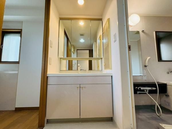 �y���ʏ��z�@