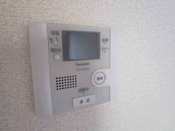 �y�Z�L�����e�B�z�@���d�l�ʐ^