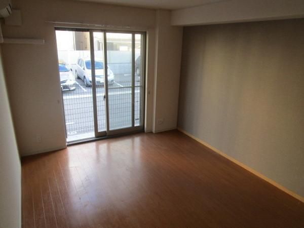 �y���̑������E�X�y�[�X�z�@���d�l�ʐ^