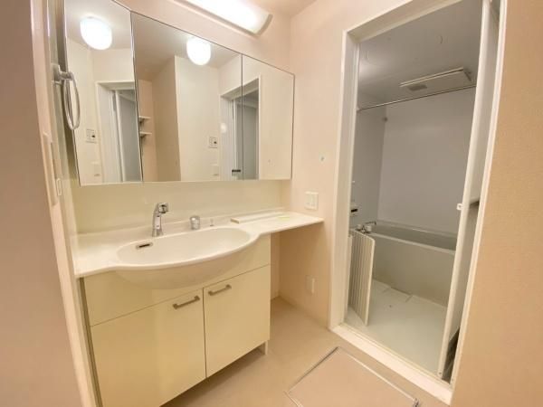 �y���ʏ��z�@