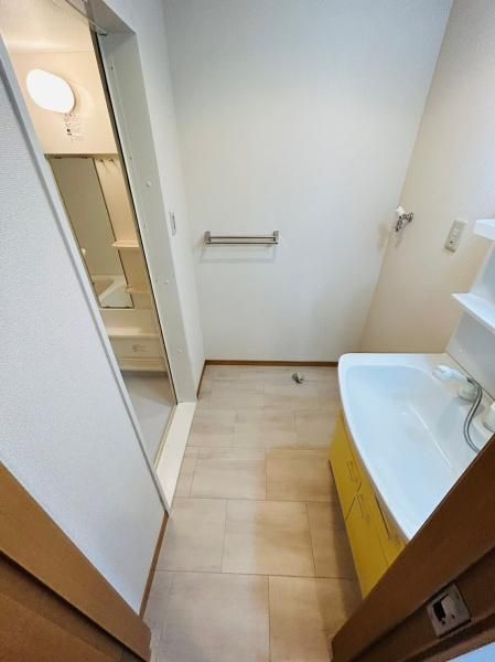 �y���ʏ��z�@