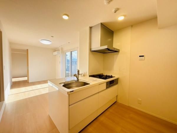 �y�L�b�`���z�@