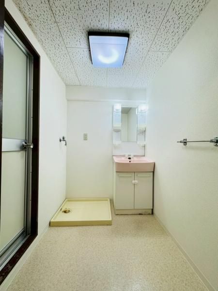 �y���ʏ��z�@