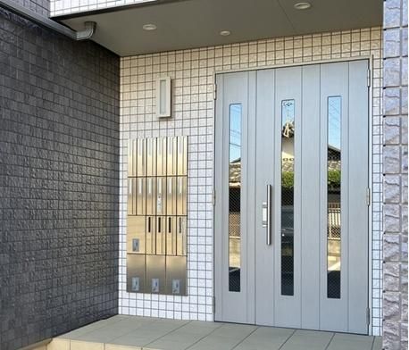 �y�G���g�����X�z�@